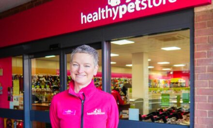 Healthy Pet Store Marks 10 Years With Celebration